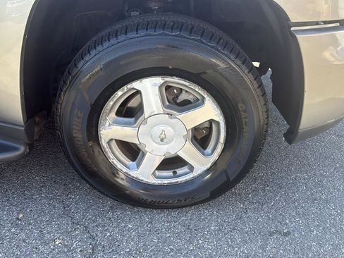 Used 2002 Chevrolet TrailBlazer LT AWD/4WD image 25