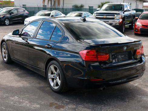 Used 2014 BMW 320i 320i Sedan 4D image 4