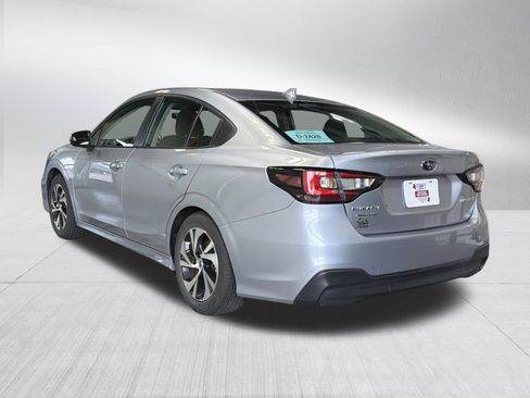 Used 2025 Subaru Legacy Premium AWD/4WD image 5