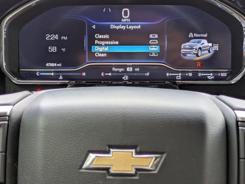 Used 2022 Chevrolet Silverado 1500 LT image 27