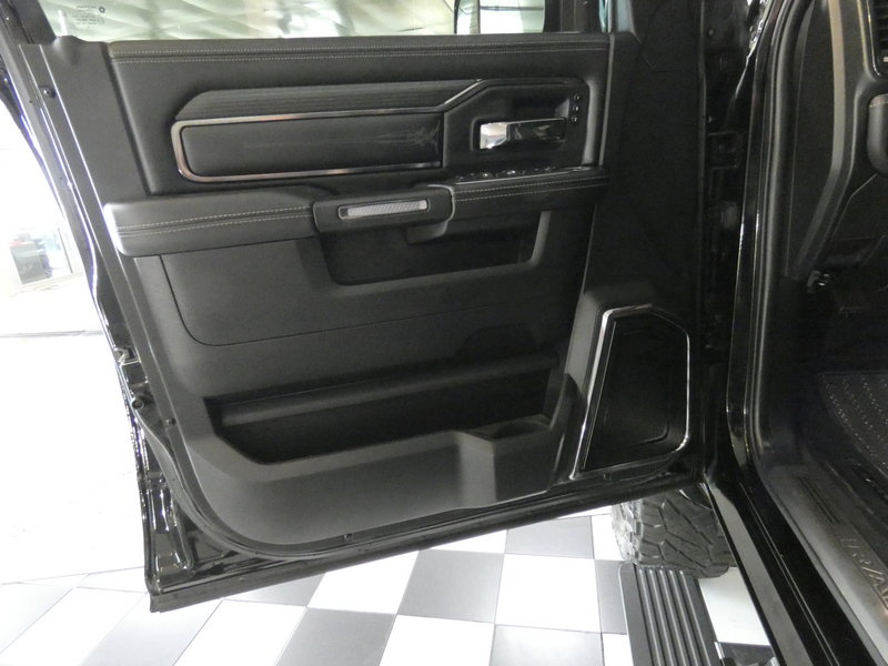 Used 2022 RAM 3500 Limited AWD/4WD image 27