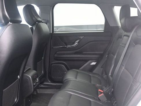 Used 2020 Lincoln Corsair AWD w/ Premium Package image 5