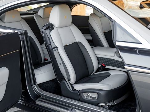 Certified 2020 Rolls-Royce Wraith image 27