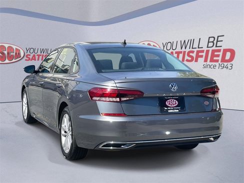 Used 2021 Volkswagen Passat 2.0T S image 8