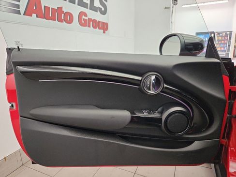 Used 2024 MINI Cooper S image 9