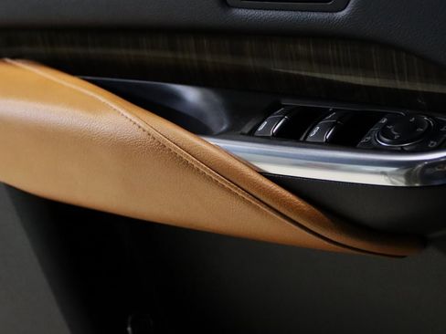 Used 2020 Cadillac XT4 Premium Luxury image 44