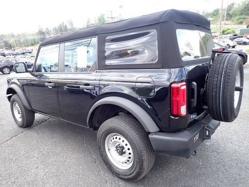 Used 2025 Ford Bronco 4-Door AWD/4WD image 4