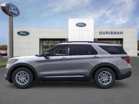 New 2025 Ford Explorer Active image 4