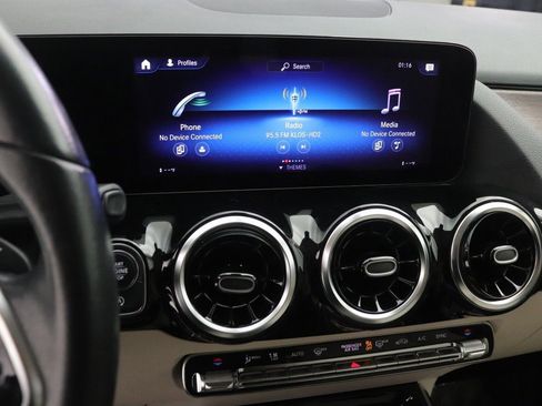 Certified 2023 Mercedes-Benz GLA 250 image 11