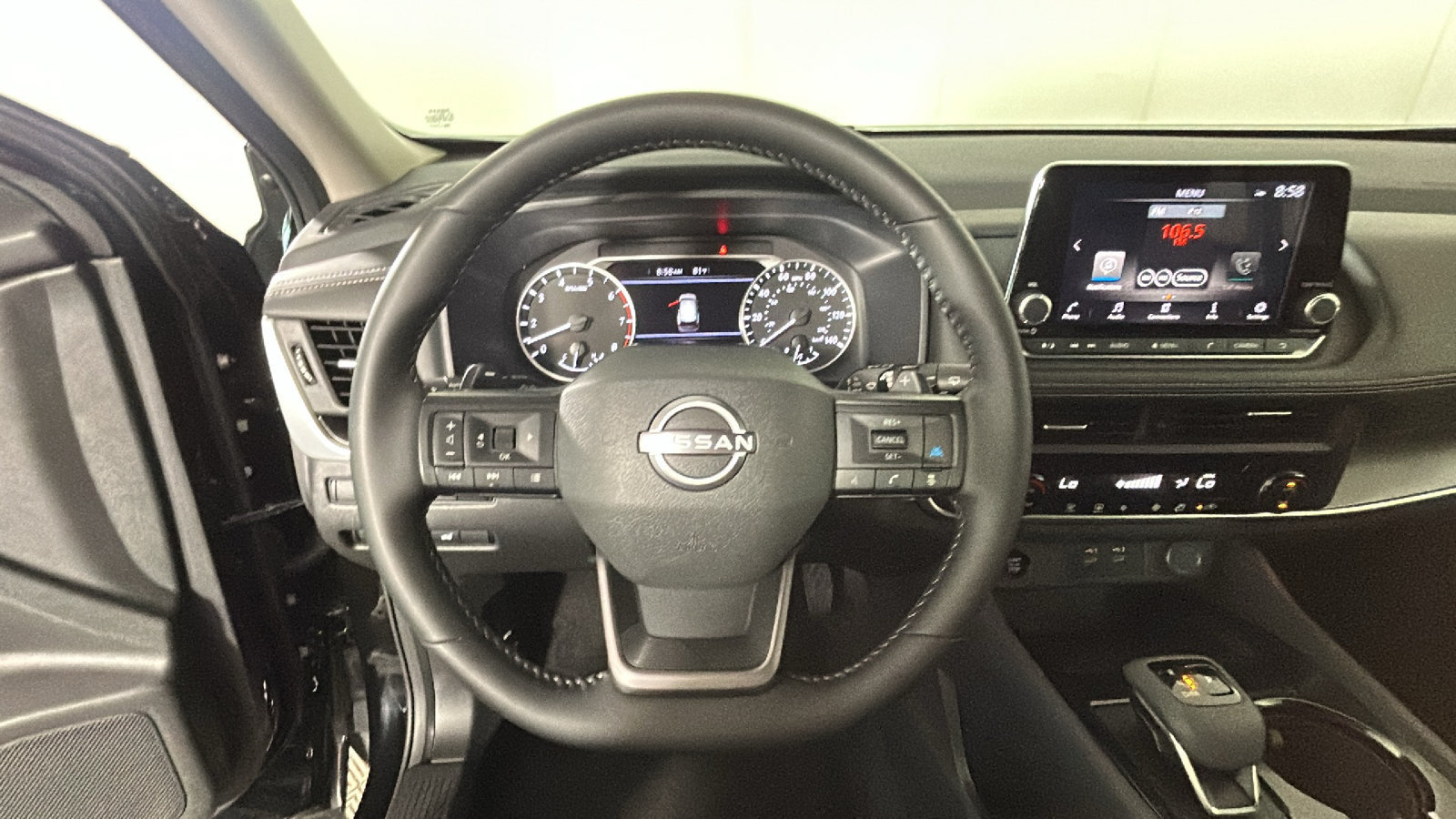Certified 2026 Nissan Rogue SV AWD/4WD image 19