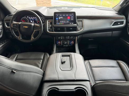 Used 2021 Chevrolet Suburban High Country AWD/4WD image 32