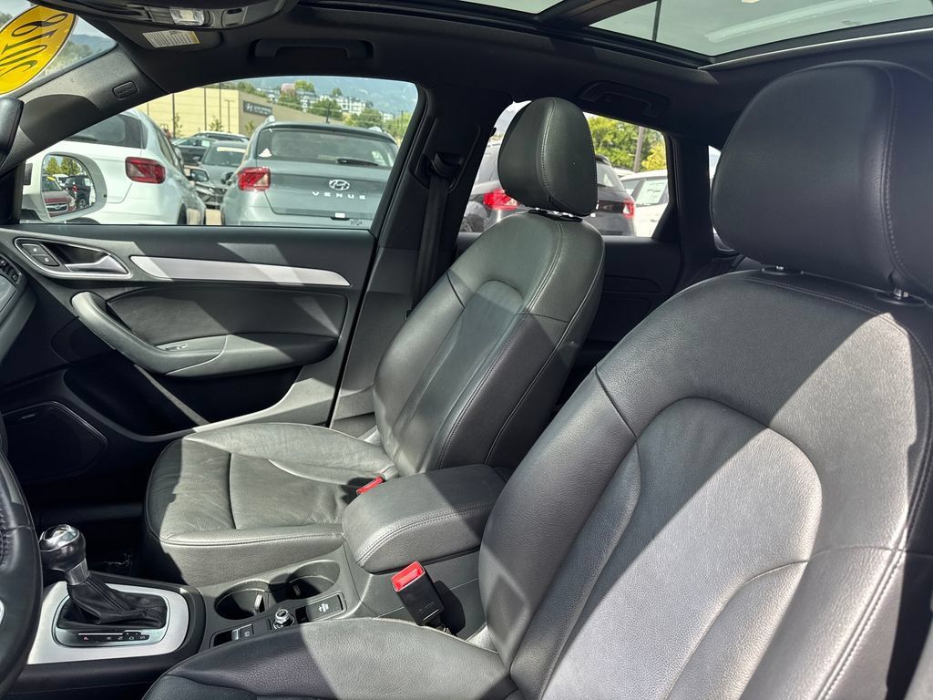 Used 2018 Audi Q3 2.0T Premium Plus AWD/4WD image 45