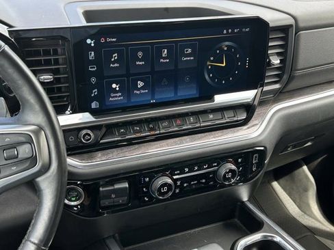 Used 2023 Chevrolet Silverado 1500 LTZ w/ Technology Package AWD/4WD image 17