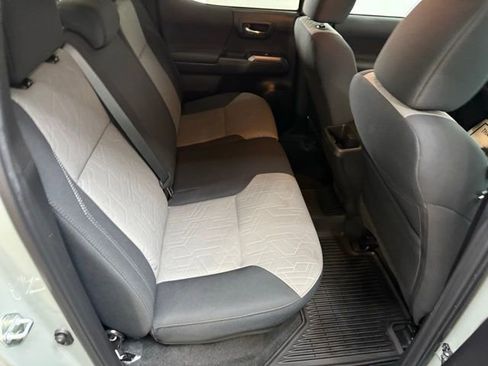 Used 2023 Toyota Tacoma TRD Sport image 38
