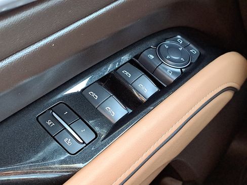 Used 2024 Cadillac Escalade ESV Sport w/ LPO, ONYX Package image 24