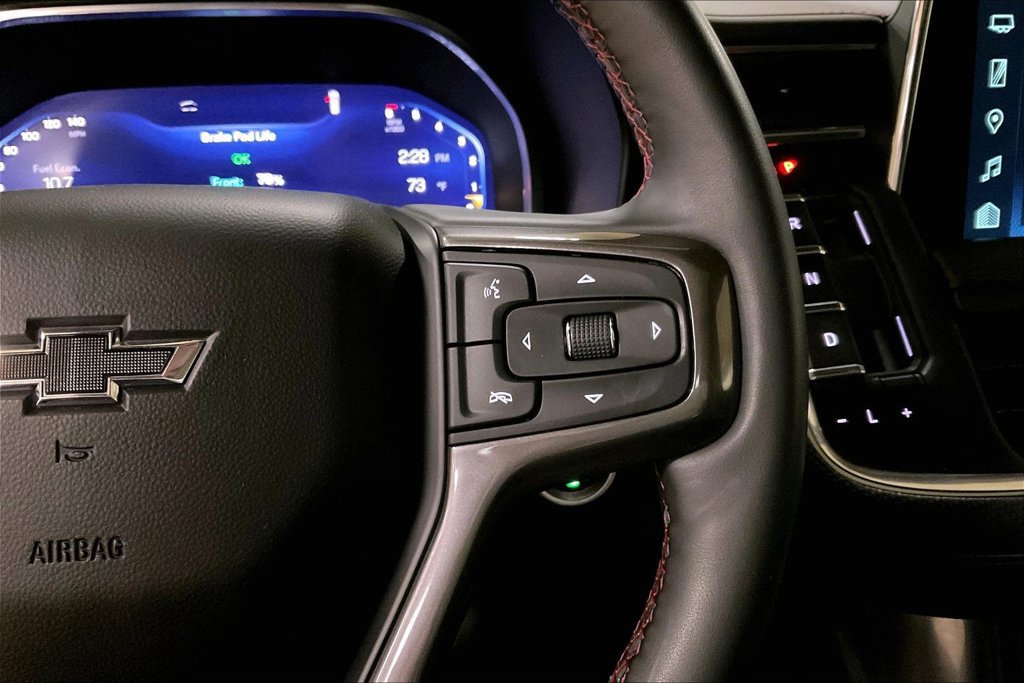Used 2024 Chevrolet Suburban RST w/ Luxury Package AWD/4WD image 18