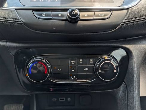Used 2023 Buick Encore GX Preferred FWD image 23
