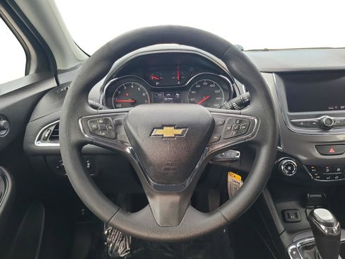 Used 2019 Chevrolet Cruze LS w/ LS Convenience Package FWD image 12