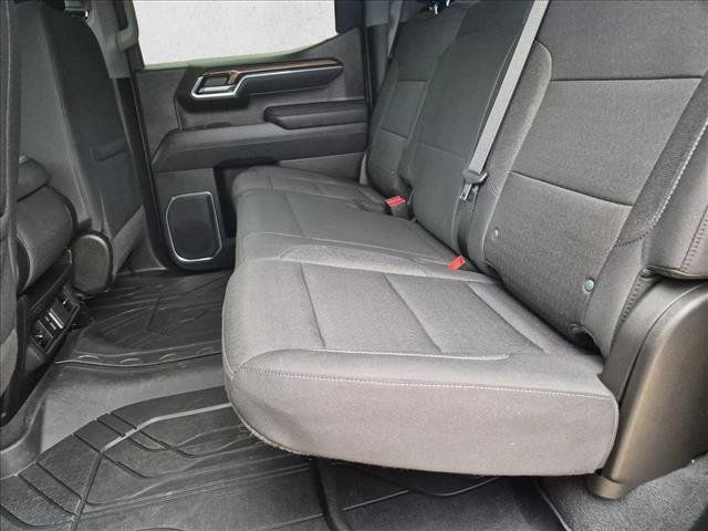 Used 2025 Chevrolet Silverado 1500 LT w/ Texas Edition Plus RWD image 19