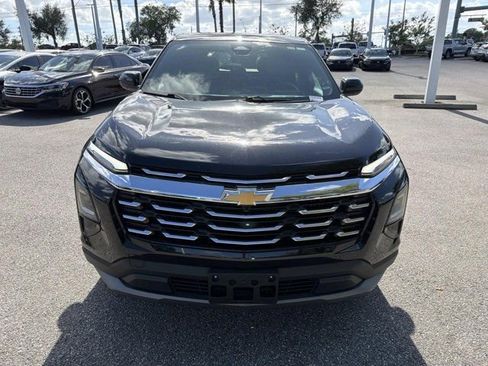 Used 2025 Chevrolet Equinox LT AWD/4WD image 6