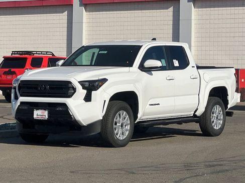 New 2026 Toyota Tacoma SR5 AWD/4WD image 8