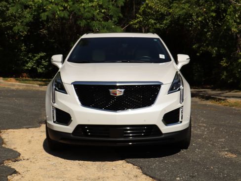 Used 2023 Cadillac XT5 Sportv w/ Technology Package image 13