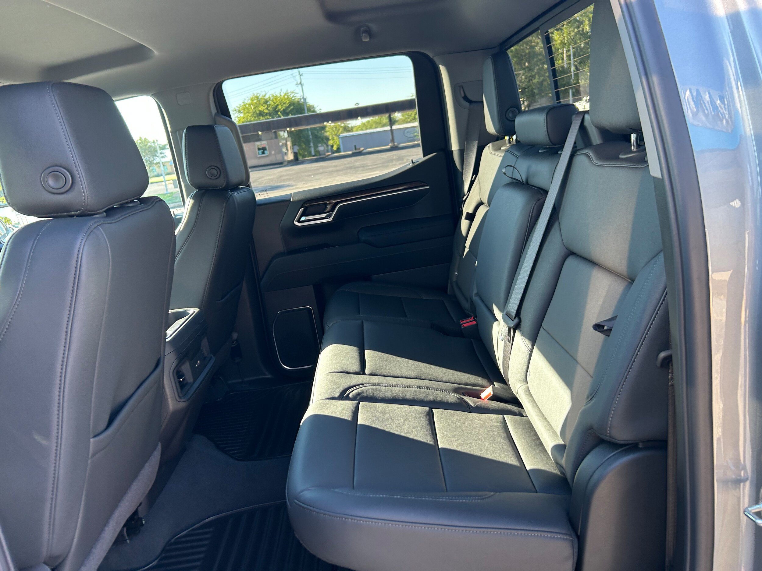 New 2026 Chevrolet Silverado 1500 RST w/ Safety Package AWD/4WD image 32