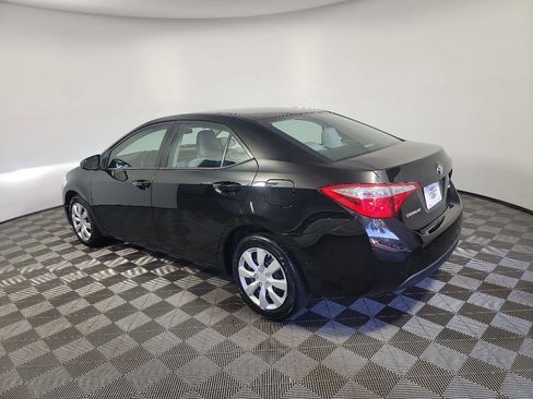 Used 2015 Toyota Corolla LE image 10