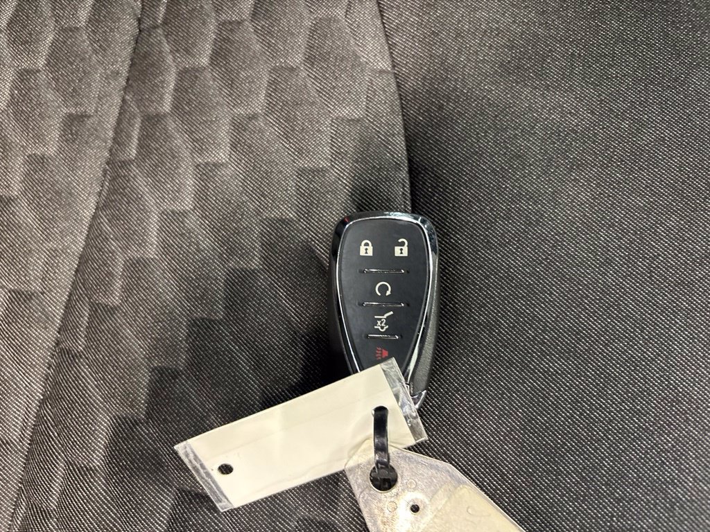 Used 2019 Chevrolet Equinox LT FWD image 29
