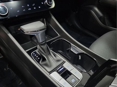 Used 2025 Hyundai Santa Cruz SEL image 20