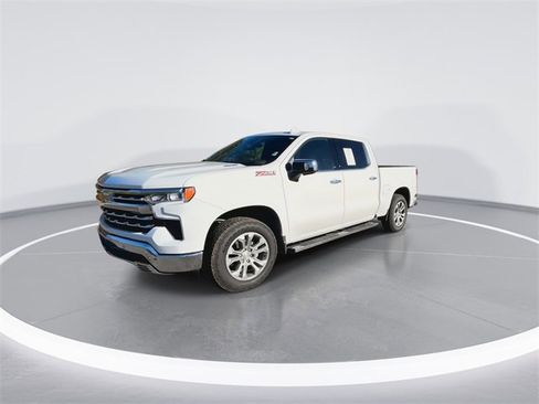 Used 2026 Chevrolet Silverado 1500 LTZ w/ LTZ Premium Package image 4