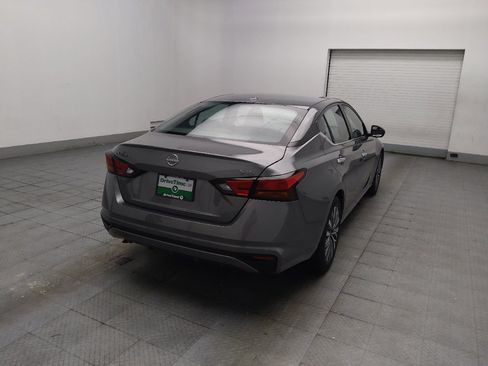 Used 2023 Nissan Altima 2.5 SV FWD image 9