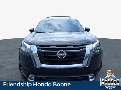 Used 2025 Nissan Pathfinder Platinum w/ Cargo Package AWD/4WD image 5