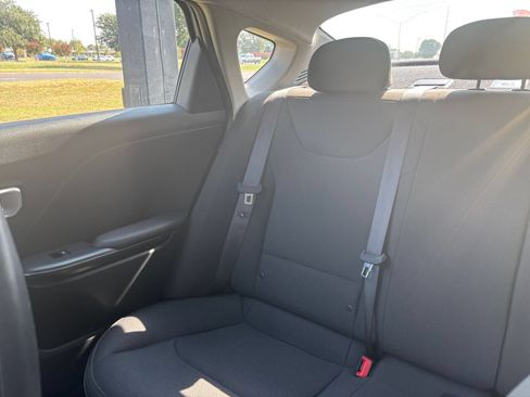 Used 2026 Kia K4 FWD image 38