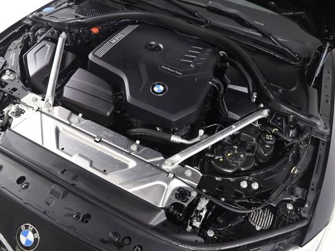 Used 2023 BMW 430i xDrive Convertible w/ Premium Package image 22