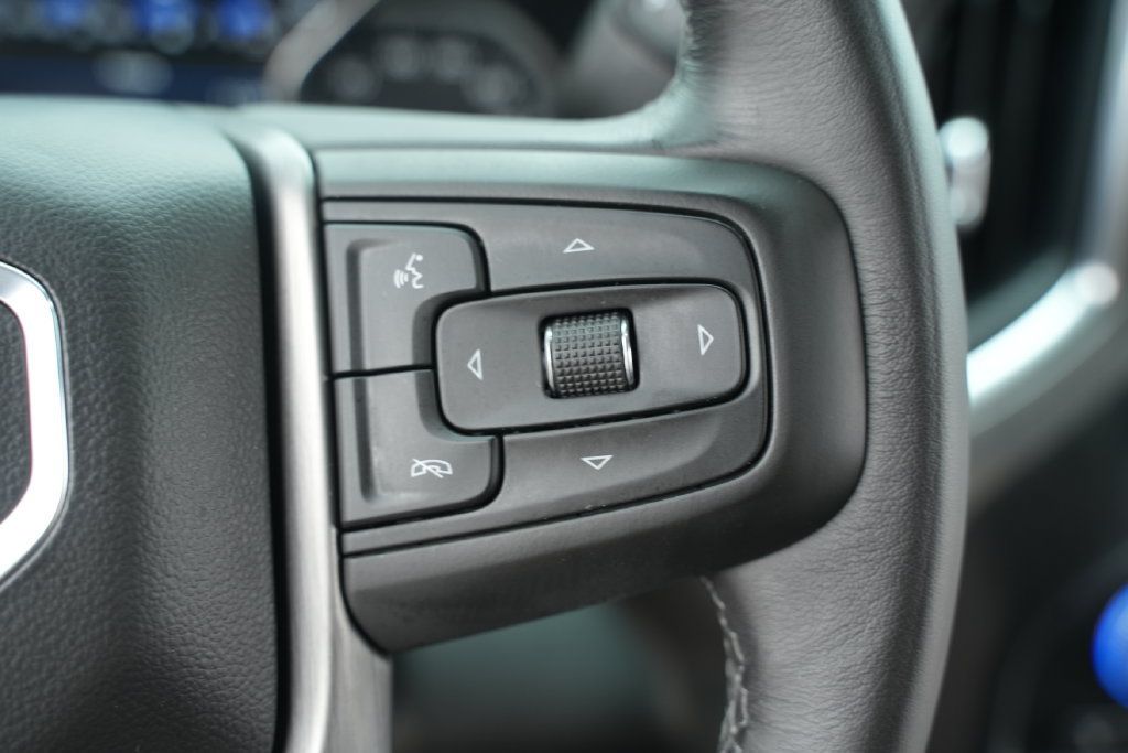 Used 2020 GMC Sierra 1500 Denali w/ Denali Ultimate Package AWD/4WD image 32