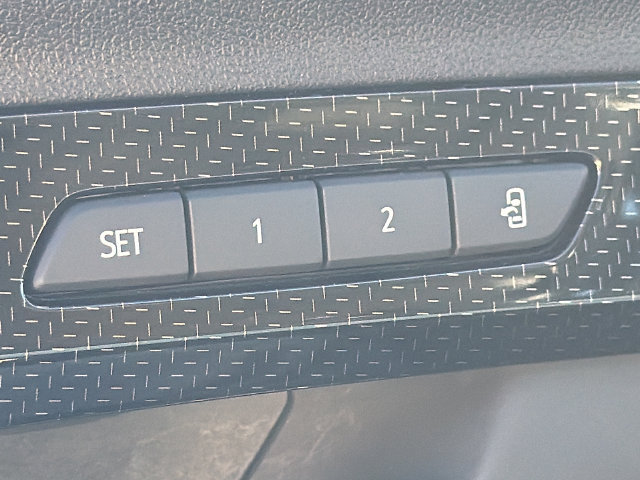 Used 2023 GMC Terrain AT4 AWD/4WD image 29