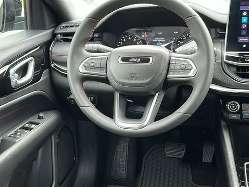 Used 2024 Jeep Compass Trailhawk image 26