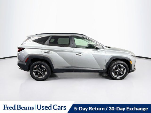 Certified 2025 Hyundai Tucson SEL AWD/4WD image 10