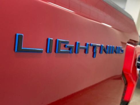 New 2023 Ford F150 Lightning Platinum image 8