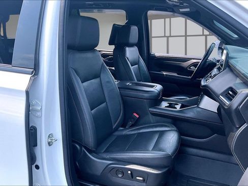Used 2021 Chevrolet Tahoe Z71 w/ Rear Media and Nav Package AWD/4WD image 7
