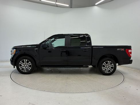 Used 2021 Ford F150 XL w/ STX Appearance Package RWD image 2