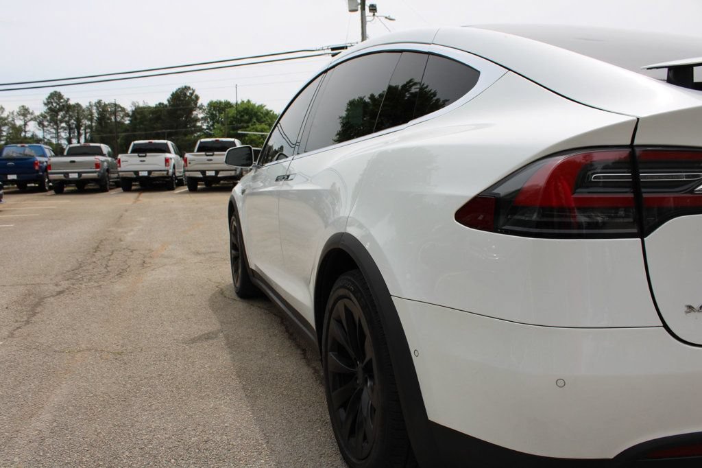 Used 2016 Tesla Model X 90D AWD/4WD image 14