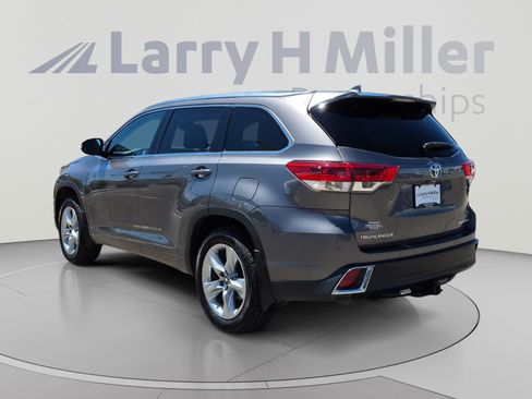 Used 2018 Toyota Highlander Limited AWD/4WD image 3