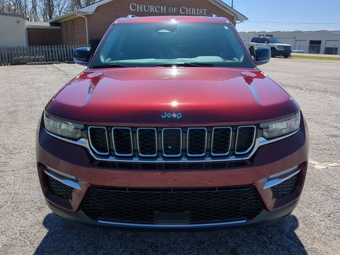 Certified 2024 Jeep Grand Cherokee Limited image 7
