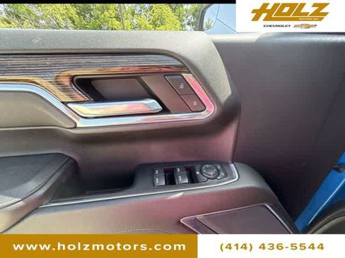 Certified 2022 GMC Sierra 1500 Elevation w/ LPO, Elevation Black Package AWD/4WD image 22