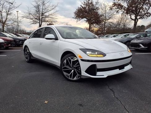 New 2024 Hyundai Ioniq 6 SEL image 1