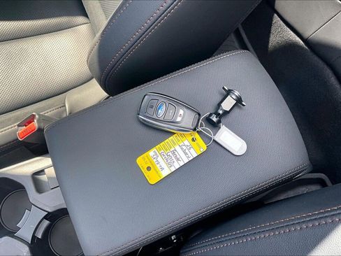 Certified 2025 Subaru Forester Touring w/ Popular Package - Touring AWD/4WD image 18