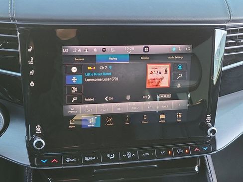 Used 2023 Jeep Wagoneer Series II image 13