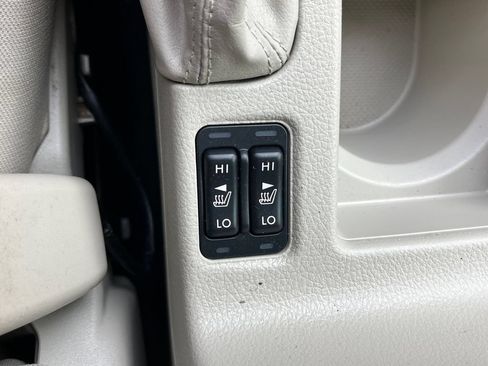 Used 2012 Subaru Impreza 2.0i Premium AWD/4WD image 18